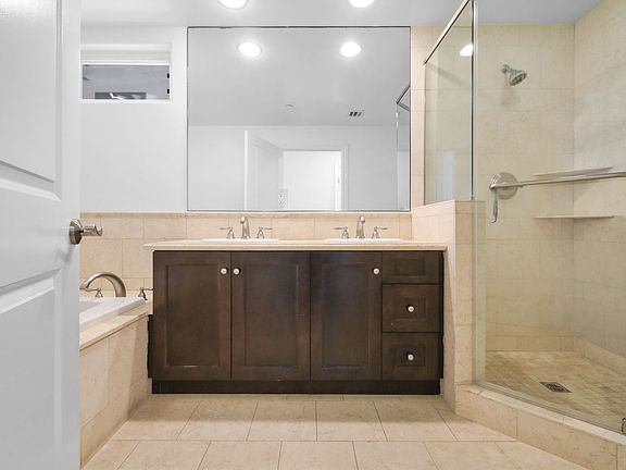 5th image of 1050 S Holt Ave #203