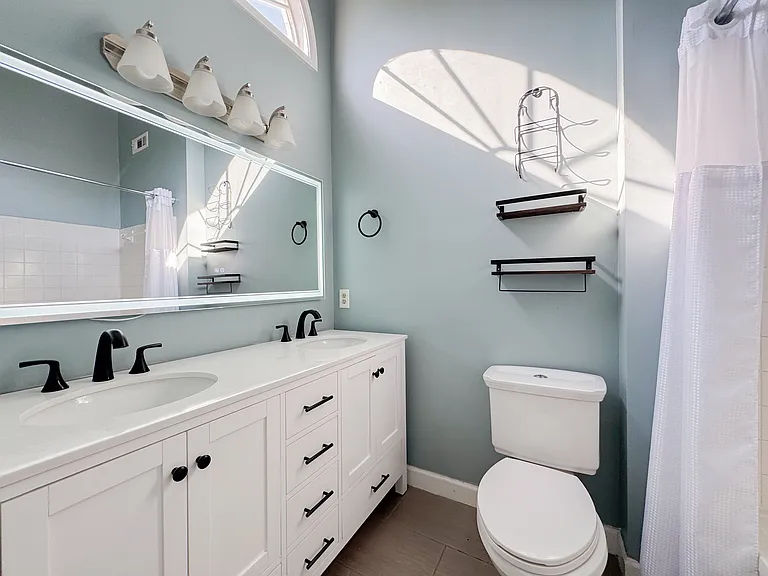 102 Wickersham Dr — Photo 8