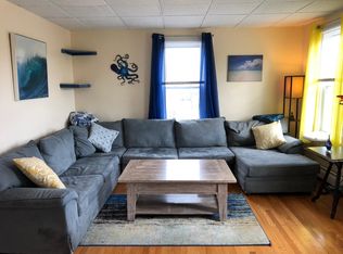 341 Pawtuxet Ave FLOOR 2, Warwick, RI 02888