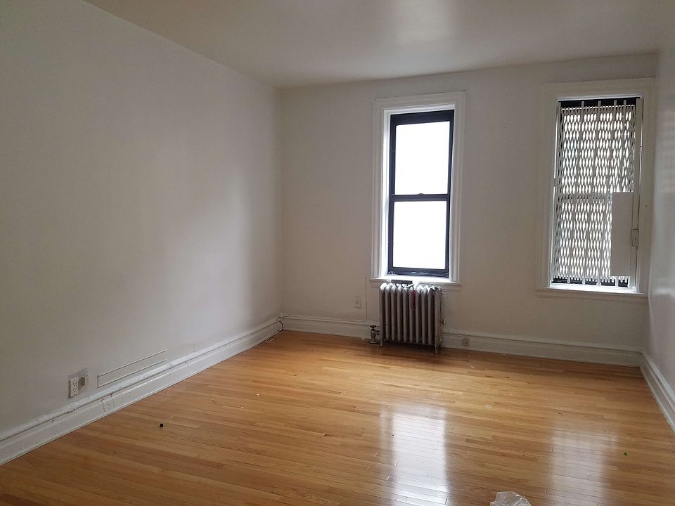 2nd image of 38-48 Sickles St #2M