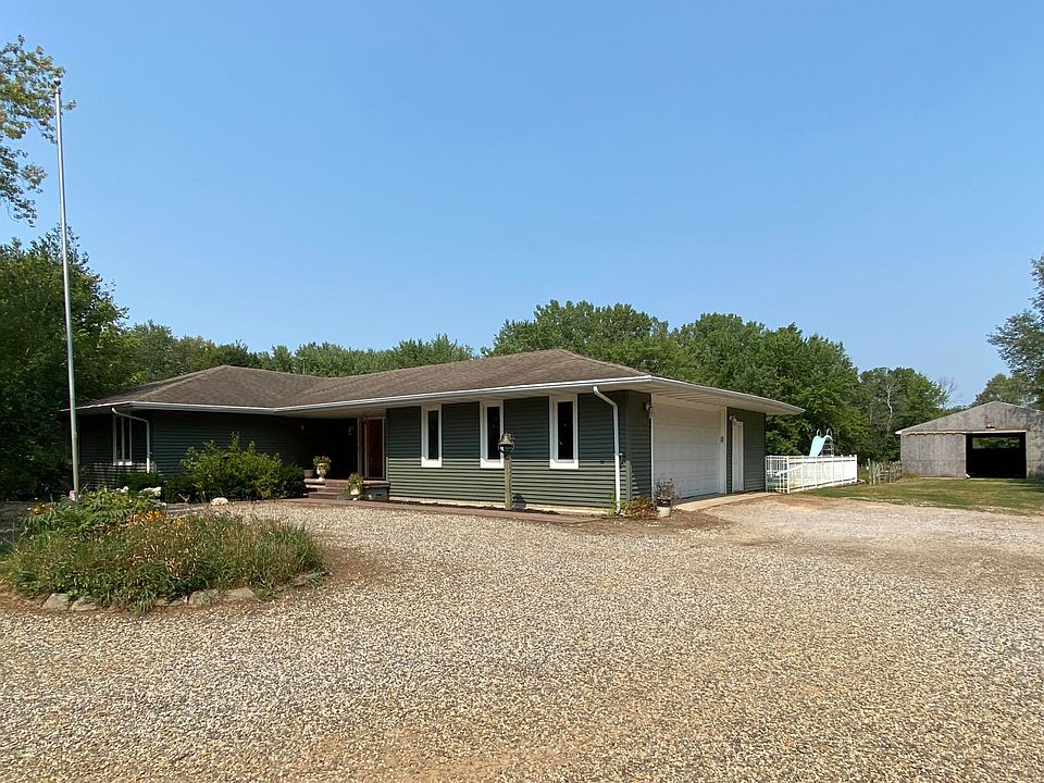 1st image of 560 Woodside Dr