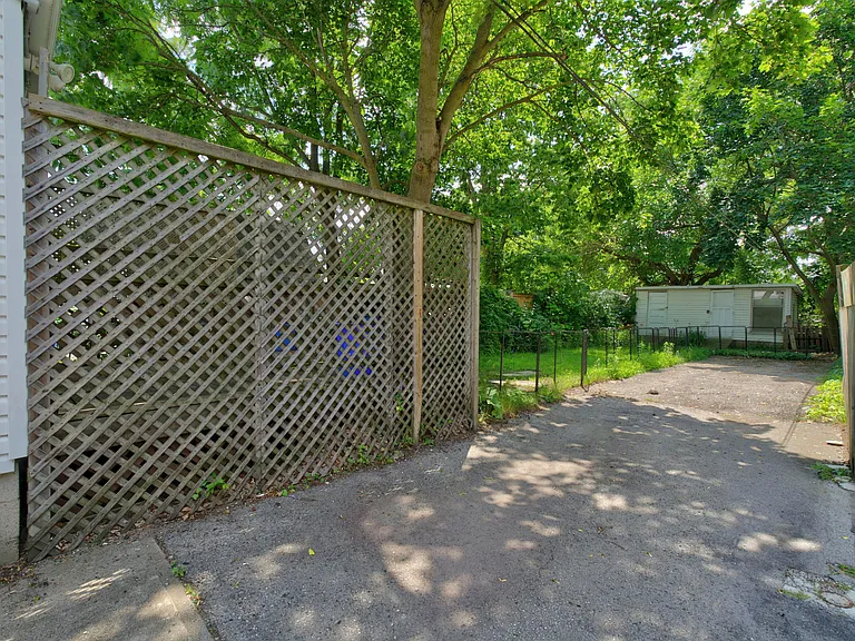 459 South St — Photo 30