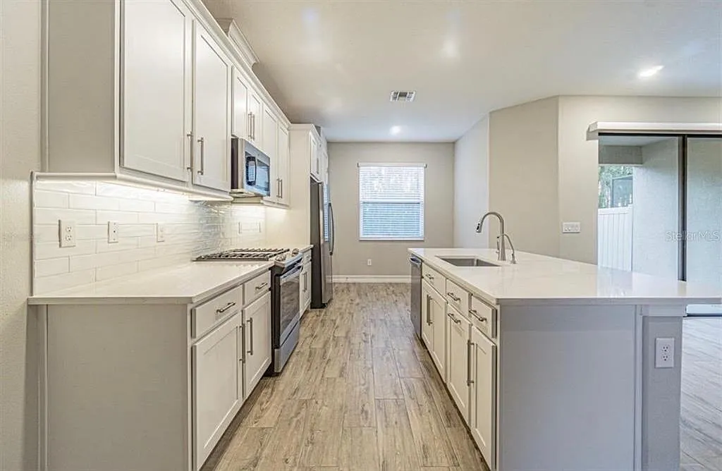 Building Photo - 4615 Almada Ln