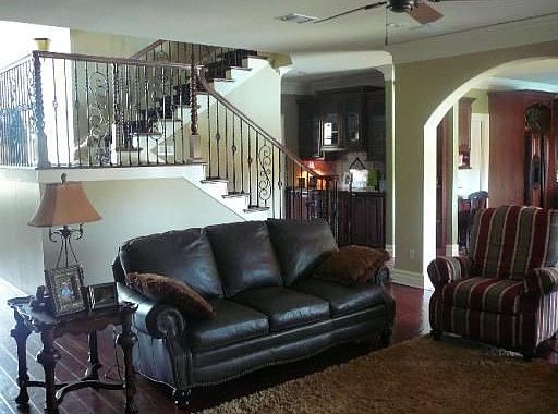 2nd image of 9637 Catawba Dr