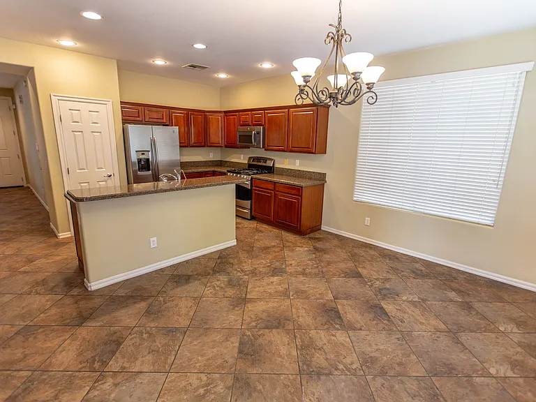 18815 E Swan Dr — Photo 13