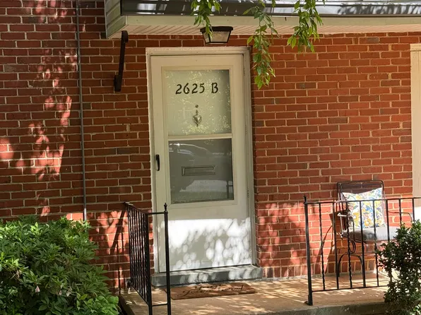 2625 B Greenbrier Rd, Winston Salem, NC 27104