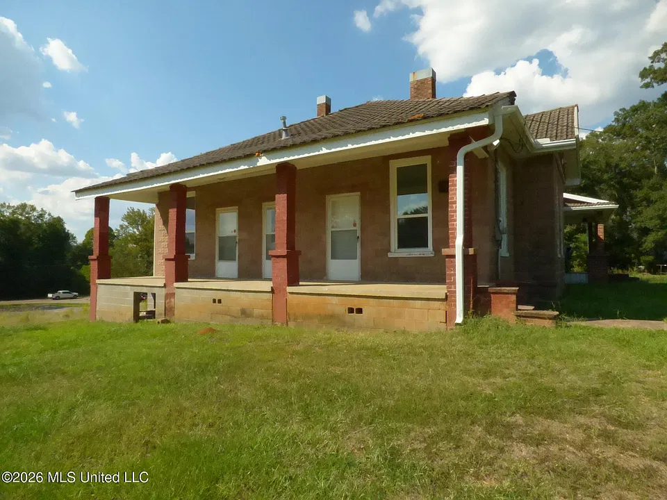 628 Avenue A