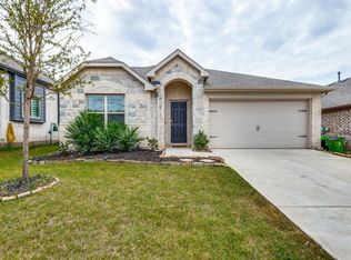 1236 Rosebush Rd, Aubrey, TX 76227