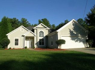 3411 Linecrest Rd, Ellenwood, GA 30294