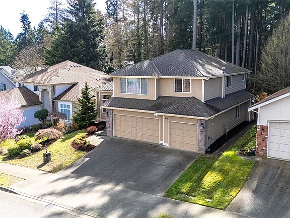 2nd image of 417 SW 353rd Street
