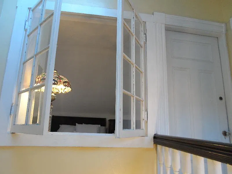 Studio, 999 sqft, $2,500 — Photo 4