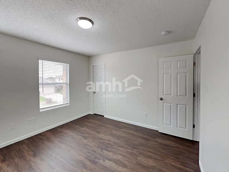 10413 Woodruff Ct — Photo 18