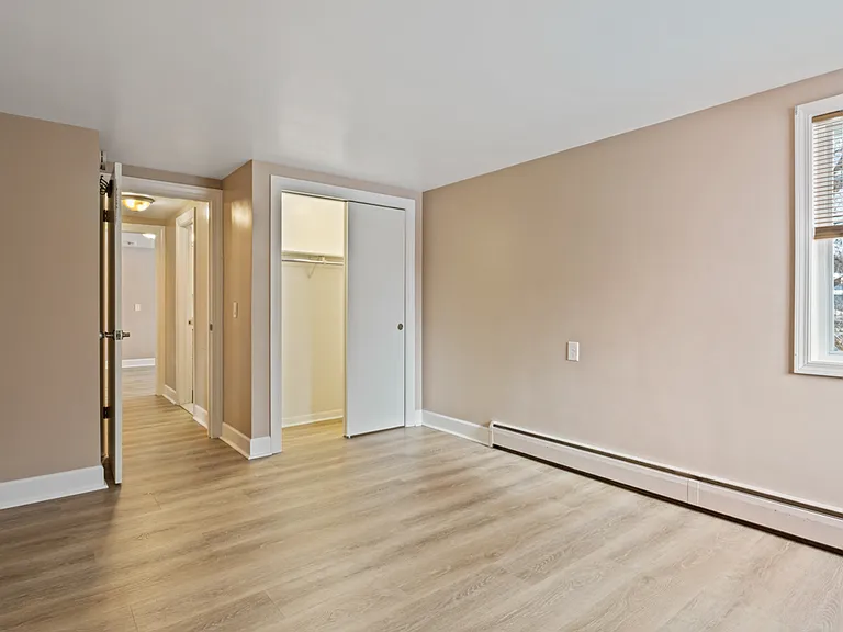 Stonewood Apartments — Photo 29