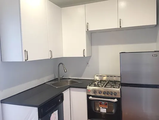 Rented by Cavanagh Properties LLC | media 23