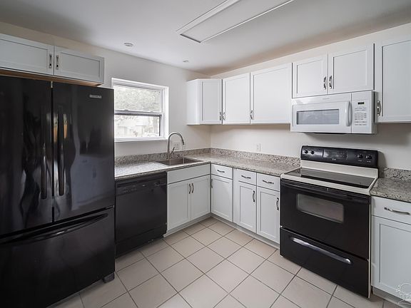 4th image of 4645 Calle Ventoso