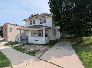 2113 Western Ave, Manitowoc, WI 54220