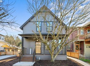 4234 SE Yamhill St, Portland, OR