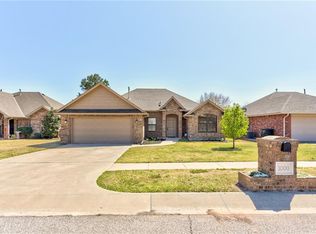 1000 NW 29th St, Moore, OK 73160