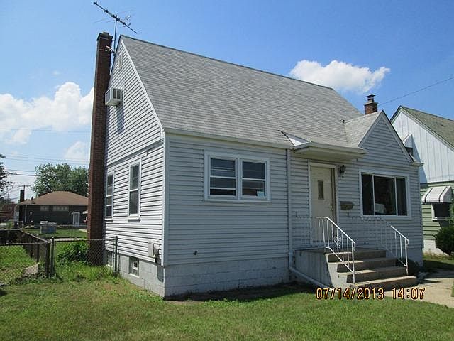 1st image of 5622 Wegg Ave