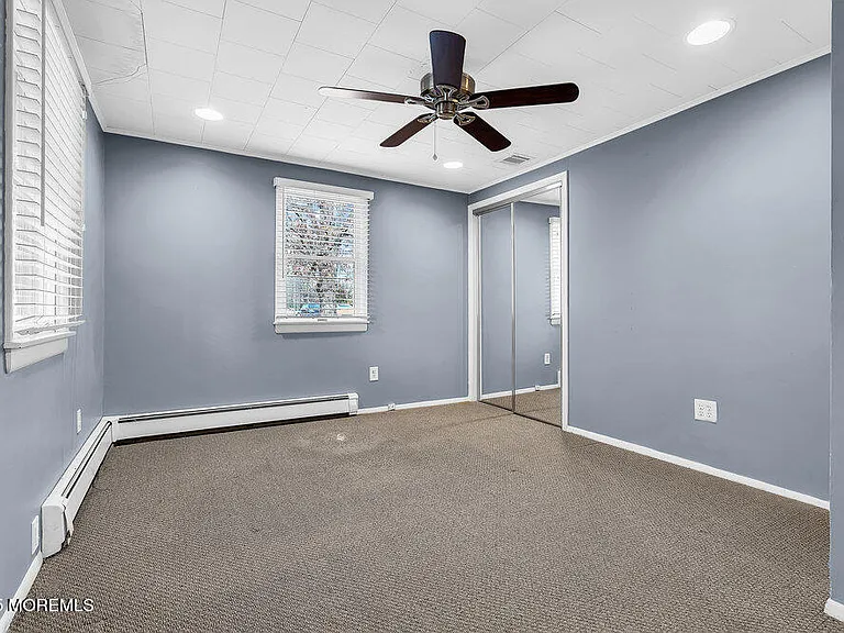 918 Charles Dr — Photo 27