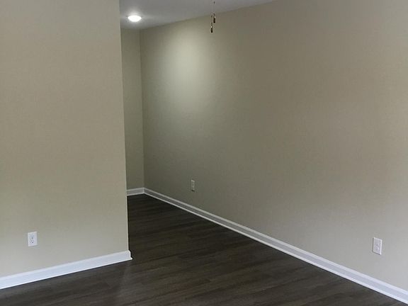 2nd image of 310 White St APT A