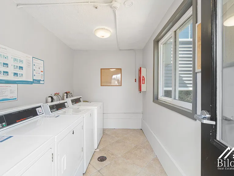 Northfield Manor Apartments — Photo 13