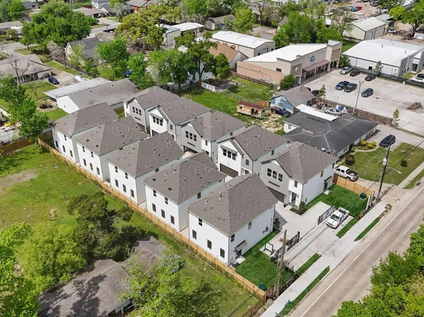 2131 Blalock Rd, Houston, TX