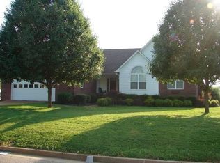 180 Erika St, Lexington, TN 38351