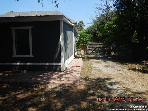 4th image of 416 DENVER BLVD