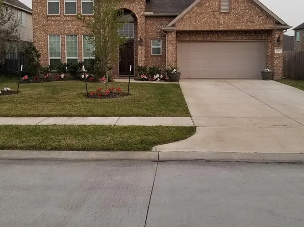 1818 Luminous Water Ln, Rosharon, TX 77583