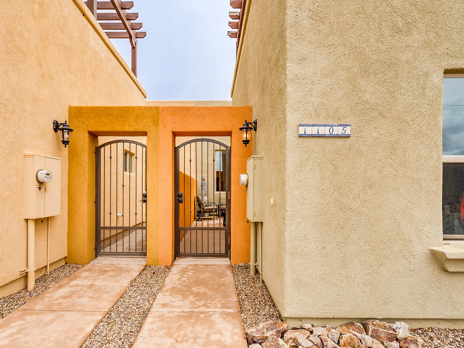 2 bed, 1082 sqft, $1,850 — Photo 2