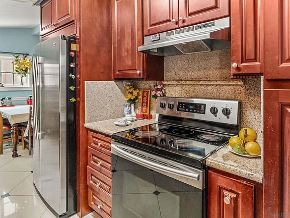 4th image of 2578 Moonstone Dr