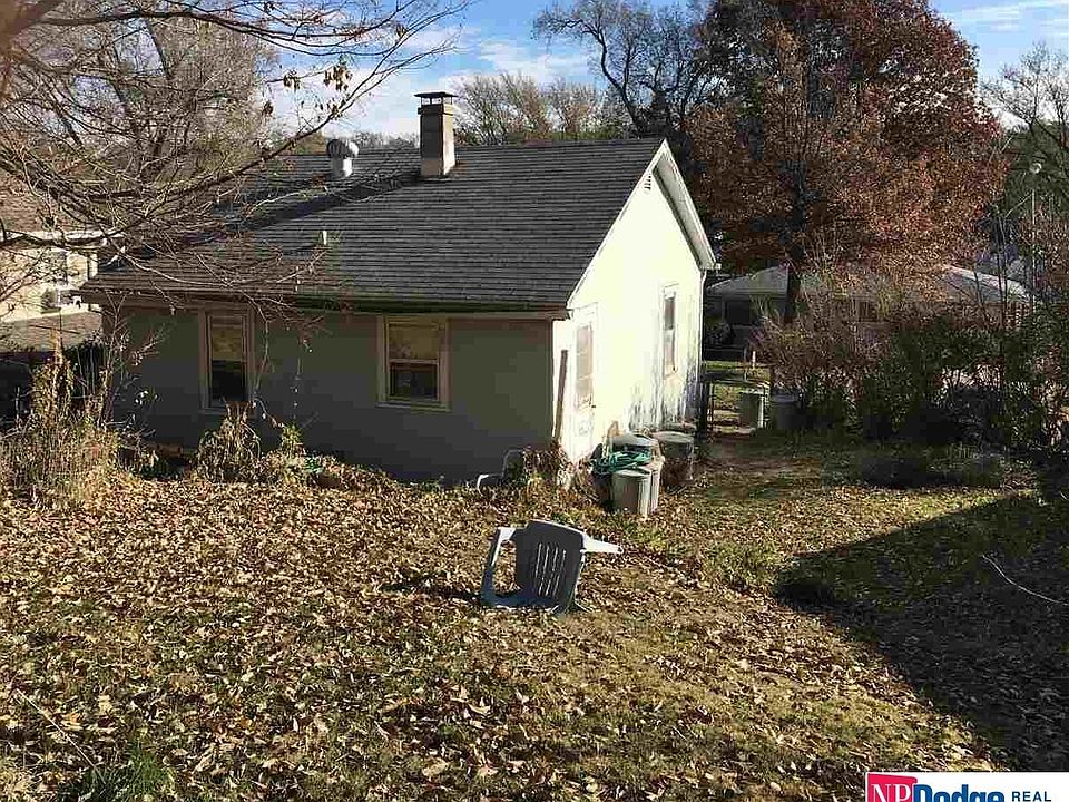 2nd image of 2026 N 67th St