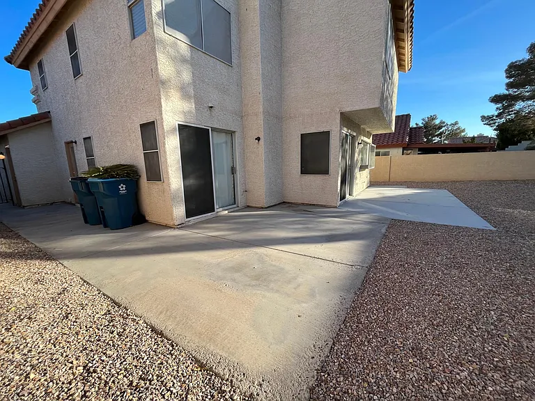 3317 Surfline Dr — Photo 20