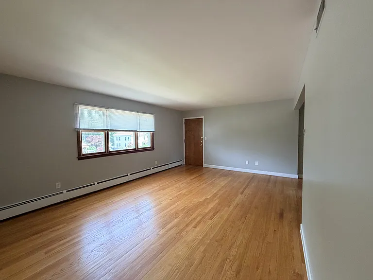 454 E Center St #4 — Photo 5