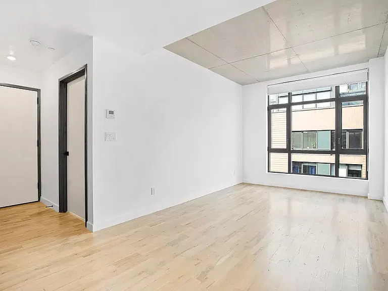 264 Pacific St #PHB — Photo 4
