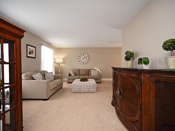 4th image of 800 Saratoga Ln