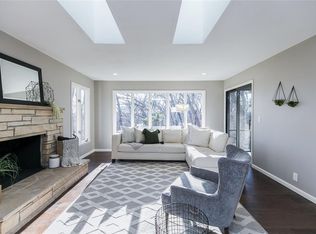 1409 Linmar Dr NE, Cedar Rapids, IA 52402