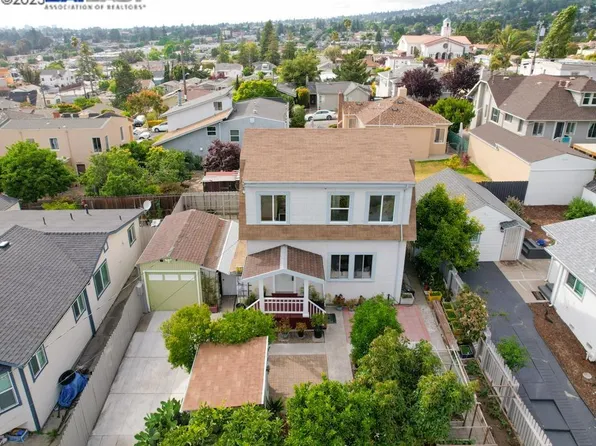3675 Green Acre Rd, Oakland, CA 94619