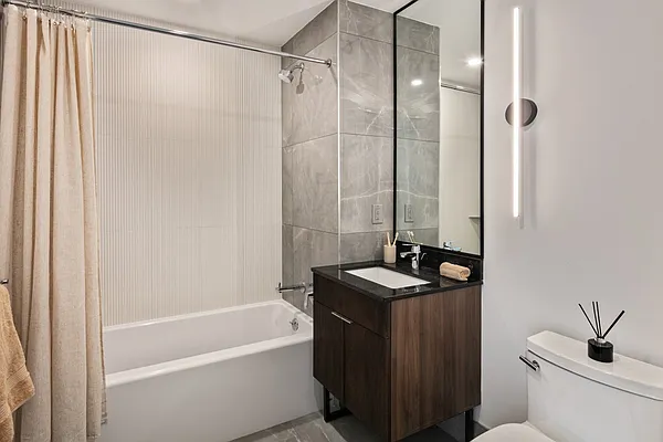 Rented by MNS | media 9