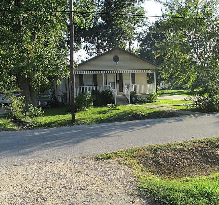 1st image of 406 E 34th St