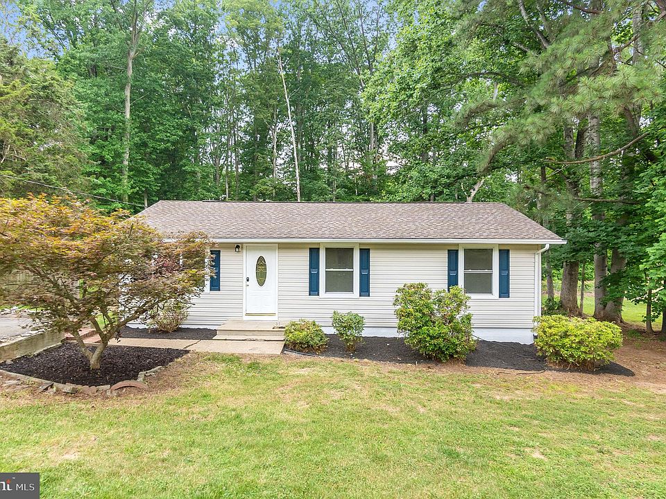 1st image of 11002 Doe Cir