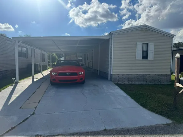 462 W Falcon Crst, Plant City, FL 33565