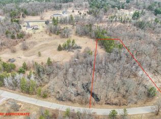1560/1562 Trout Rd, Nekoosa, WI 54457