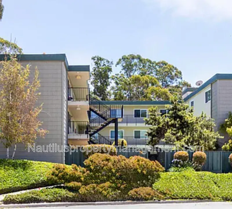 825 Balboa Ave #107