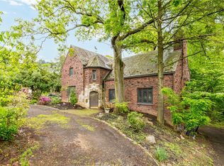 137 Mayfair Dr, Pittsburgh, PA 15228
