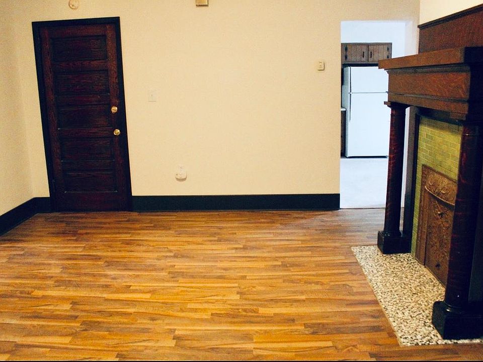 1st image of 318 Gaston Ave APT 2