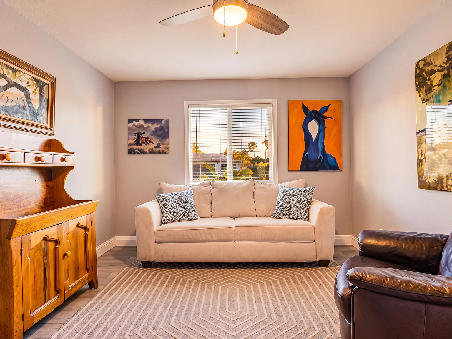 3 bed, 2.0 bath, 1738 sqft, $4,095 — Photo 4