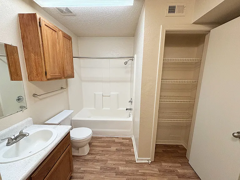 Titan - Hall Bathroom