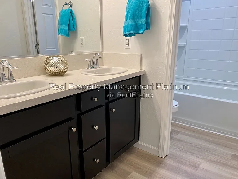 6696 E Vassar Ave — Photo 7